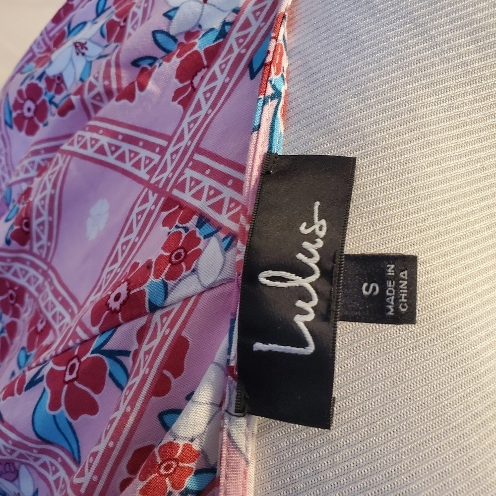 Lulu's V-Neck Boho Short Romper SZ SM - Picture 5 of 8